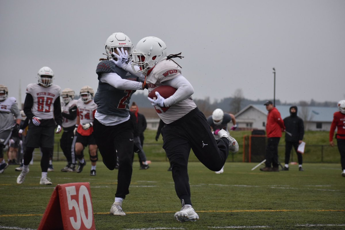 WOU_FB's tweet photo. Locked In โ
๐บ๐ช๐ป๐๐ฎโ๐จ #Week1 #GoWolves #WolvesUp #GrindTime #SpringBallin https://t.co/r5TFMRpqi8