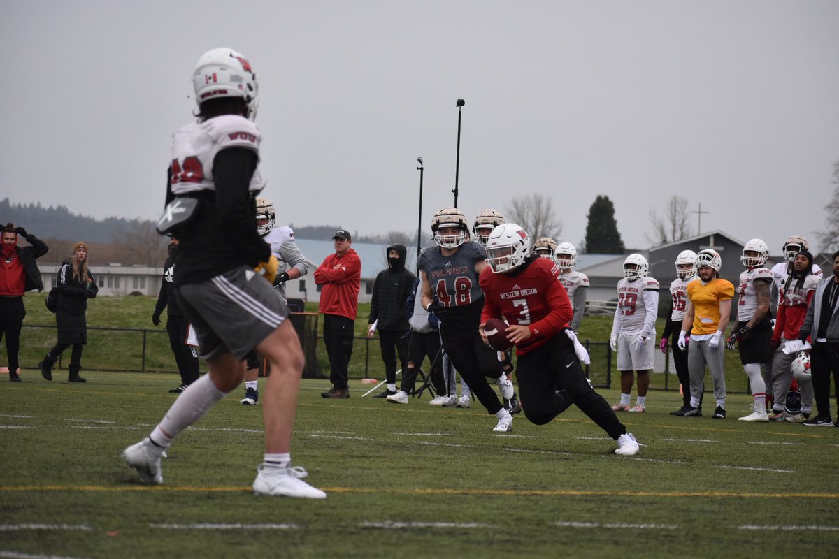 WOU_FB's tweet photo. Locked In โ
๐บ๐ช๐ป๐๐ฎโ๐จ #Week1 #GoWolves #WolvesUp #GrindTime #SpringBallin https://t.co/r5TFMRpqi8