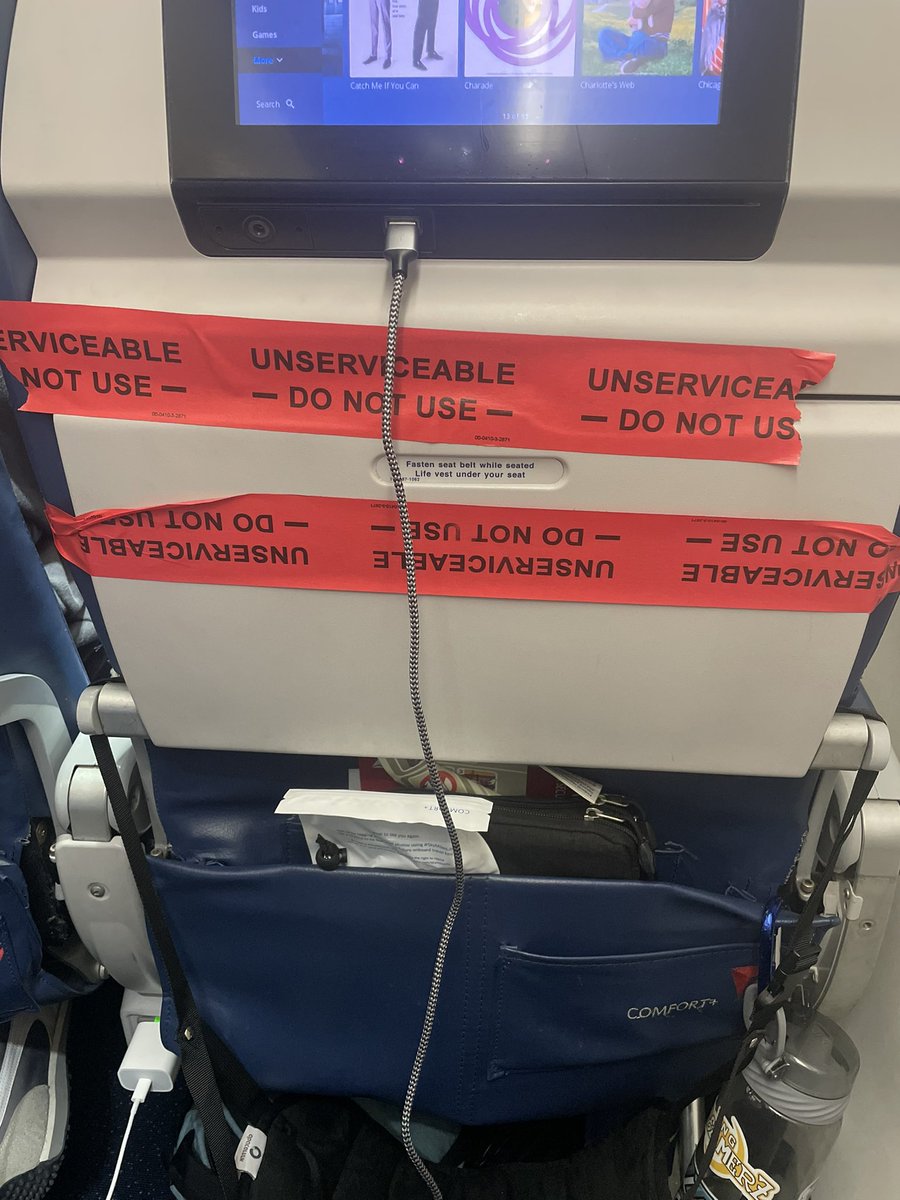 Pataky3's tweet photo. Two delayed flights and now this on an 8.5 hour international flight. Not a great day to be flying  @Delta https://t.co/XmkSTK3tsU