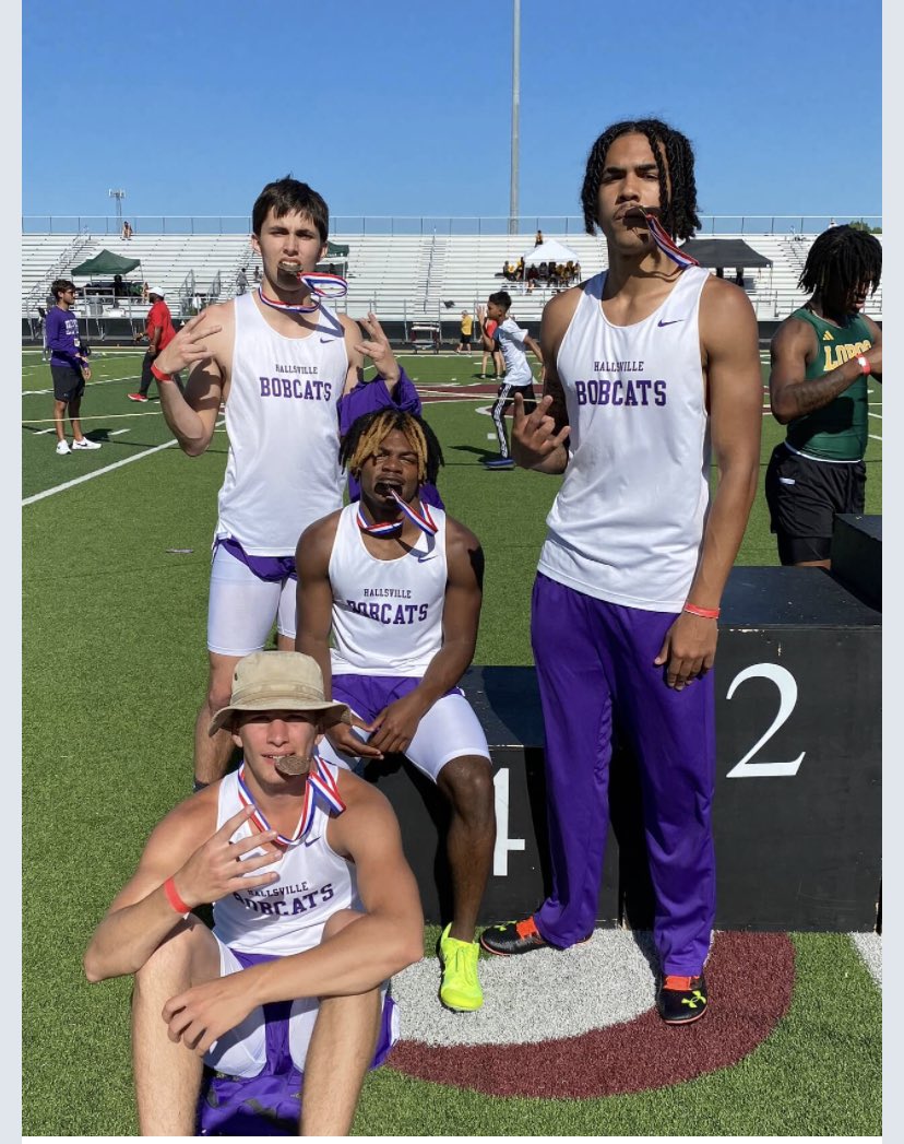 Hallsville 4x2 advances to Regionals