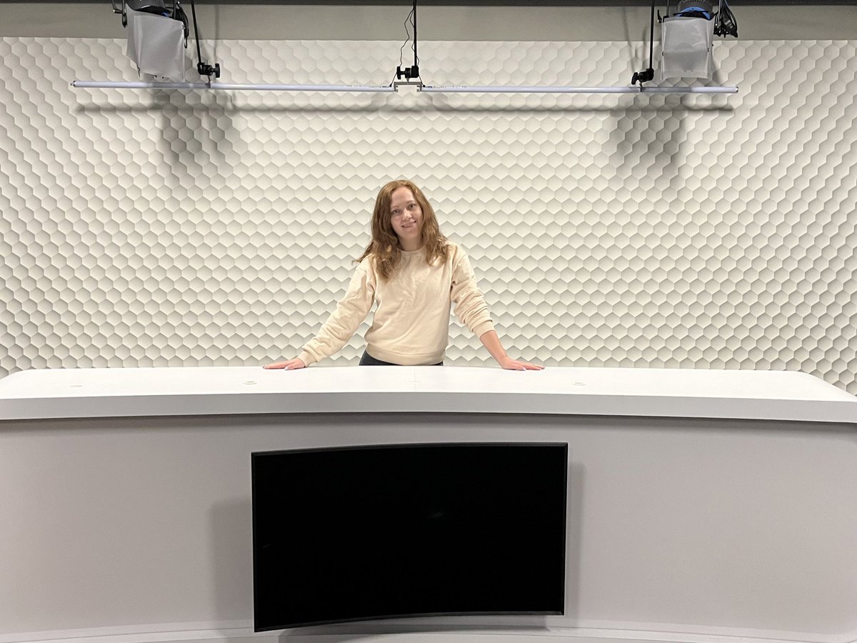 veronika_dev1's tweet photo. Before heading home I stopped by @ch9 studio to record #HumansofAI episode with @GlobAICommunity (all around awesome @sammydeprez @SjoukjeZaal and @hboelman). Keep your eyes and ears open for it to be released soon π€© #GlobalAICommunity #AI #MVPBuzz https://t.co/wGIdQQDKsz