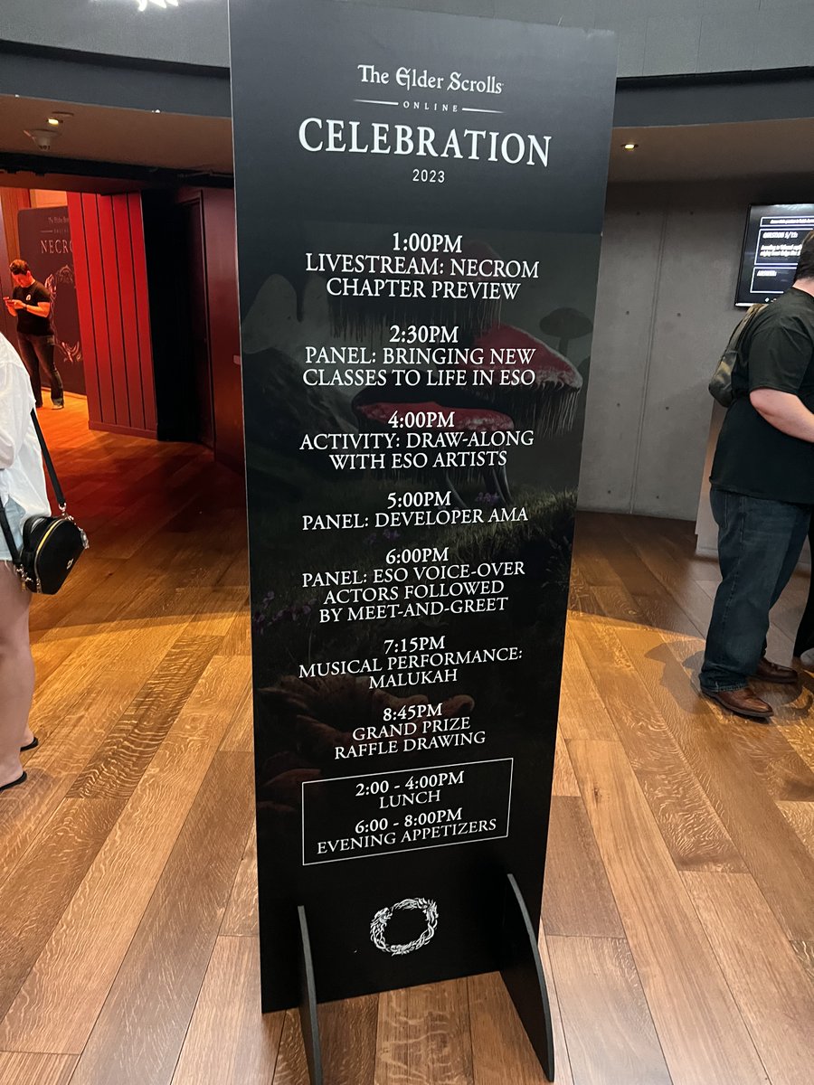 _alarra_'s tweet photo. Had an amazing last week in Las Vegas! The #ESOCelebration event was fun and it was great seeing the community again after 3 years. A photo dump of random pics of the event &amp; sightseeing: https://t.co/JqwJEssT1N