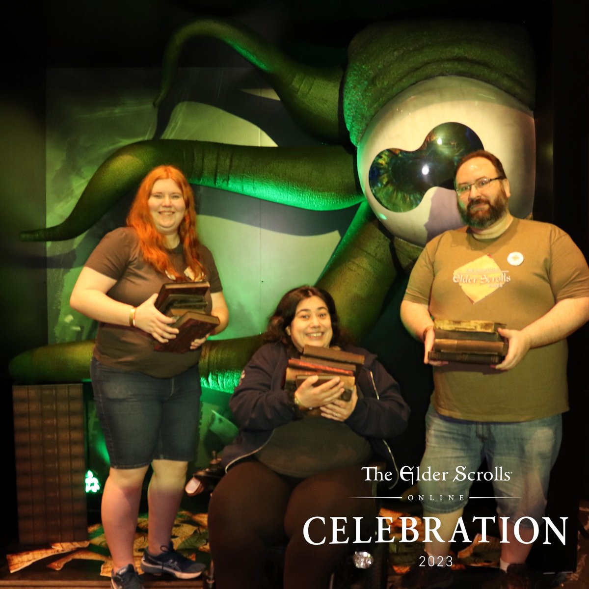 _alarra_'s tweet photo. Had an amazing last week in Las Vegas! The #ESOCelebration event was fun and it was great seeing the community again after 3 years. A photo dump of random pics of the event &amp; sightseeing: https://t.co/JqwJEssT1N