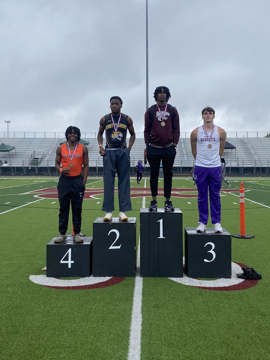 Hallsville <a href="/JaceMoseley/">Jace Moseley</a> advances to regionals in TJ (44)