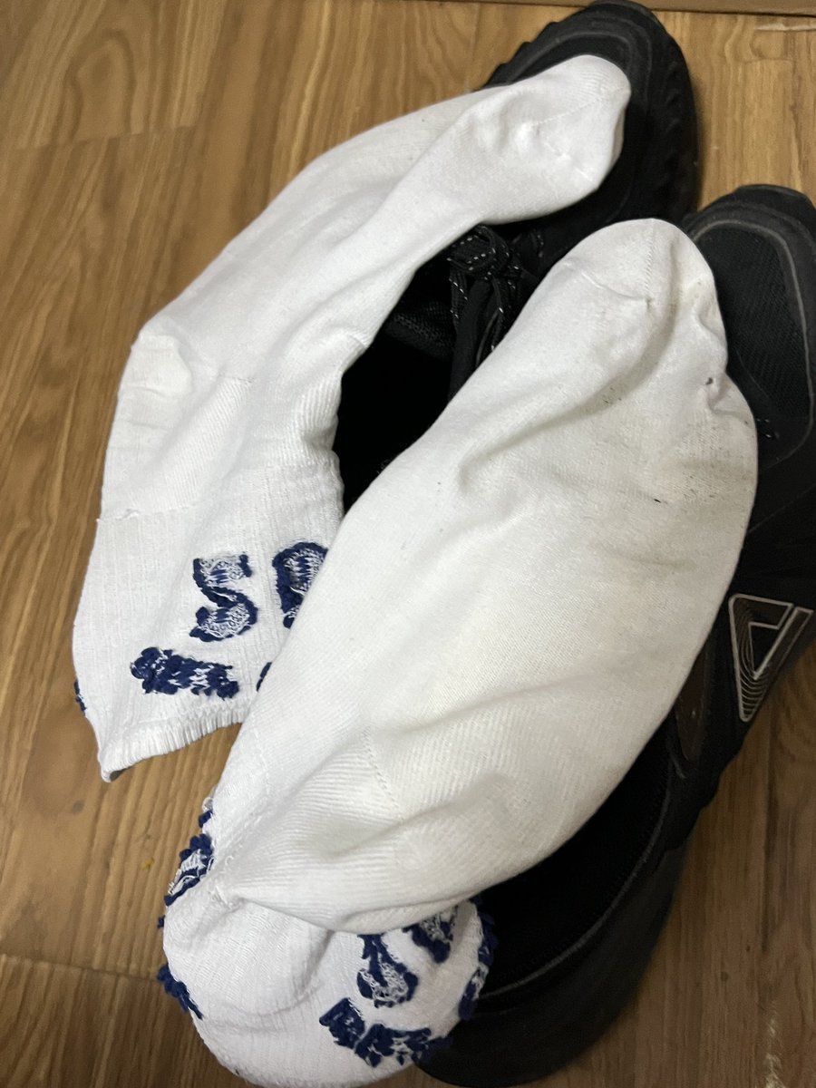 AIPanDaUIL's tweet photo. 内裤脏了，可以用嘴帮我清洗���？熊S https://t.co/4Fl6s1lEw6