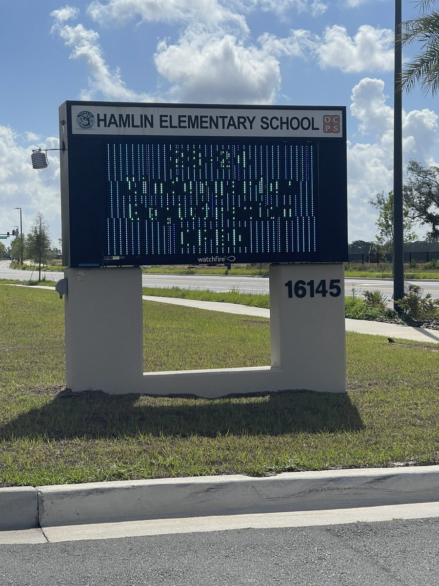 DrMarkShanoff's tweet photo. Third visit of #FiveVisitFriday and I didn’t get a pic of Dr. O, Mr. Love or Ms. Lohman at another brand new school, Hamlin Elementary. Kendell and I really enjoyed the conversation! Thank you! @DrRahim_Jones @OCPSnews https://t.co/CNcuCYXLrz