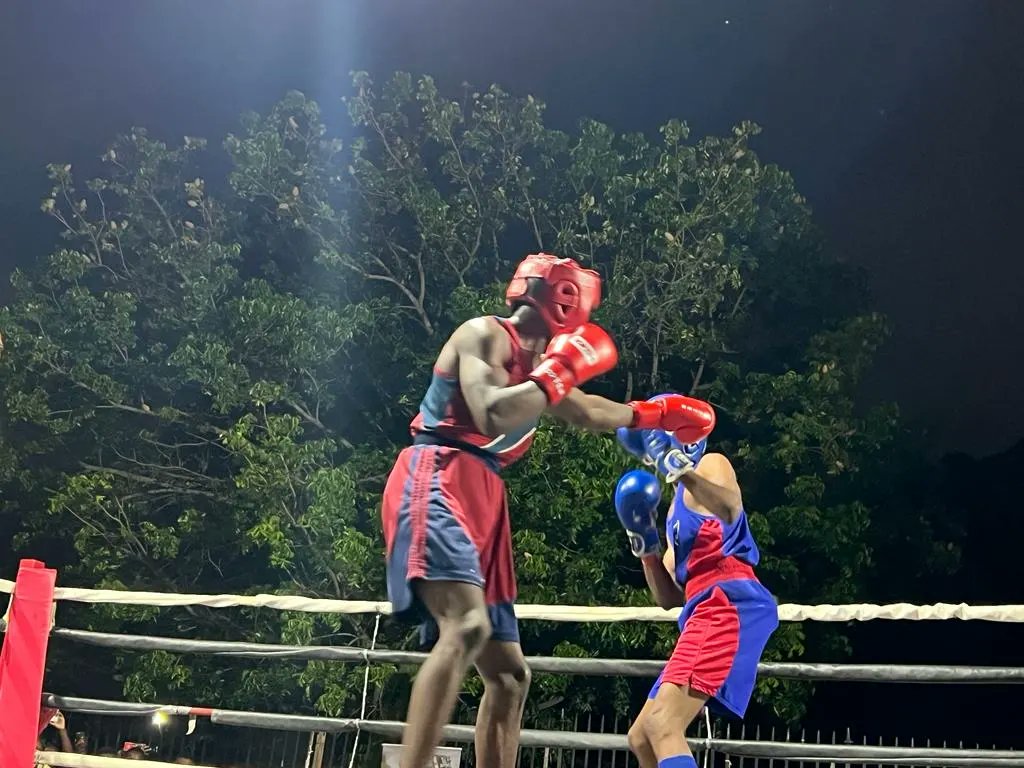 JDFSoldier's tweet photo. #HAPPENINGNOW
FRIDAY NIGHT AT THE FIGHTS!!!!
The gloves and helmets are on and the punches are flying at the Support Brigade Boxing Championship Finals.
We are at Ringside to bring you the moments of glory and defeat.
#SupportBrigade
#ForceBoxing https://t.co/fMbjKJUS0h