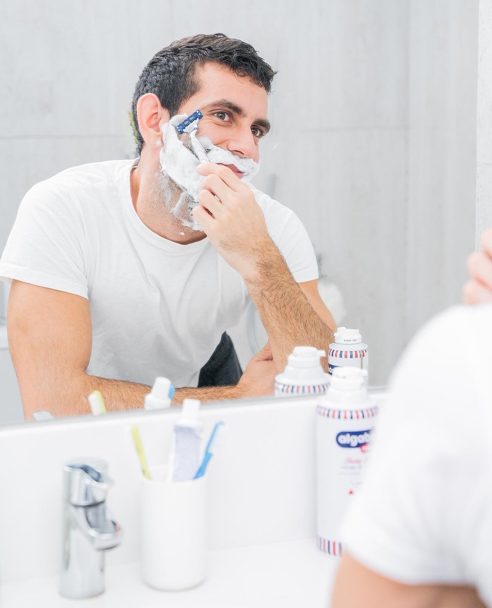 algabomegusta's tweet photo. 🧔🏻 🪒 Nuestra línea Men te acompaña 🪒 
.⁠
#Algabomegusta #AlgaboMen⁠
#padre #barba #barber #barberia #afeitado https://t.co/ptvvnIwIhU