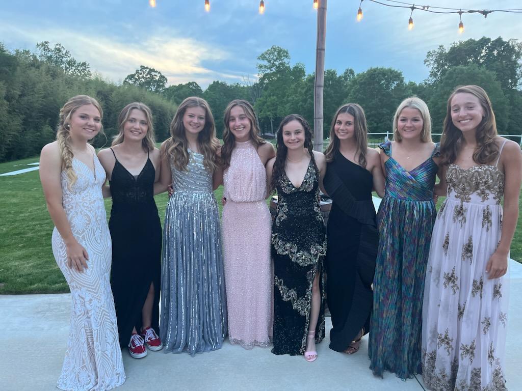 gcsfutbol's tweet photo. When they are not running on the soccer field with pre-wrap ponytails, they don't mind letting their hair down at the prom. https://t.co/RvOicvUzyd