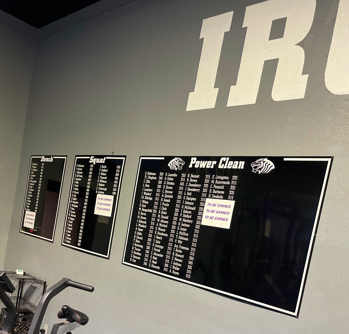Coach_Dflash's tweet photo. Loading…
#SuperTiger Testing🐅

Super jacked! Let’s Go‼️💪🏼💥
#ToBeEarned #obufootball #tigernation #dominating #finishempty https://t.co/cn46mqzcoq
