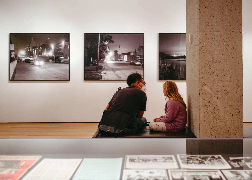 oaklandmuseumca's tweet photo. Come See Angela Davis — Seize the Time, examining the image, influence, and activism of the Oakland-based icon on view until June 11, 2023.
Plan a Trip! Visit: https://t.co/0tk0NQIlnS
#SeizeTheTime #OMCA #AngelaDavis #BlackPantherParty
📸: @christineccueto https://t.co/l9vwUmcfoE