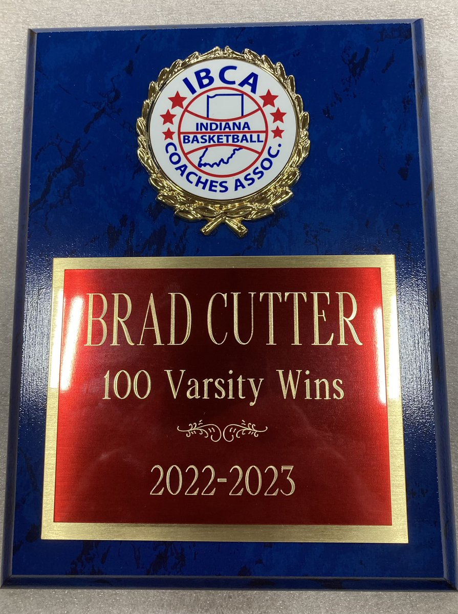 LburgTigerHoops's tweet photo. Congratulations to @CoachCutter32 for being recognized today at the @IBCA_Coaches clinic for his 100th career coaching win that he accomplished this past season! https://t.co/Emxe5ZBp4T