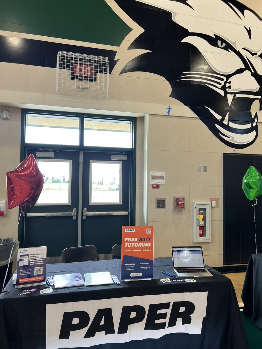 Angela_Paper's tweet photo. Thank you @PittsburgUSD for inviting @paperlearning to the Parent Resource Fair this Friday night! We are having so much fun meeting your wonderful community!💙💙 https://t.co/OtDVEwDXB2