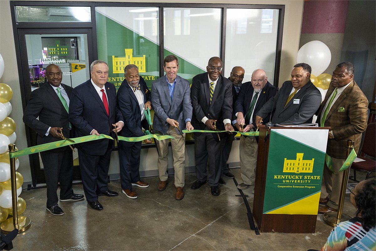 Kentucky State University officially opened its new West Louisville Office today. Opening the office is part of a multipronged approach to addressing health education, wellness, and food insecurity issues in African American communities. kysu.edu/news/2023/04/k…