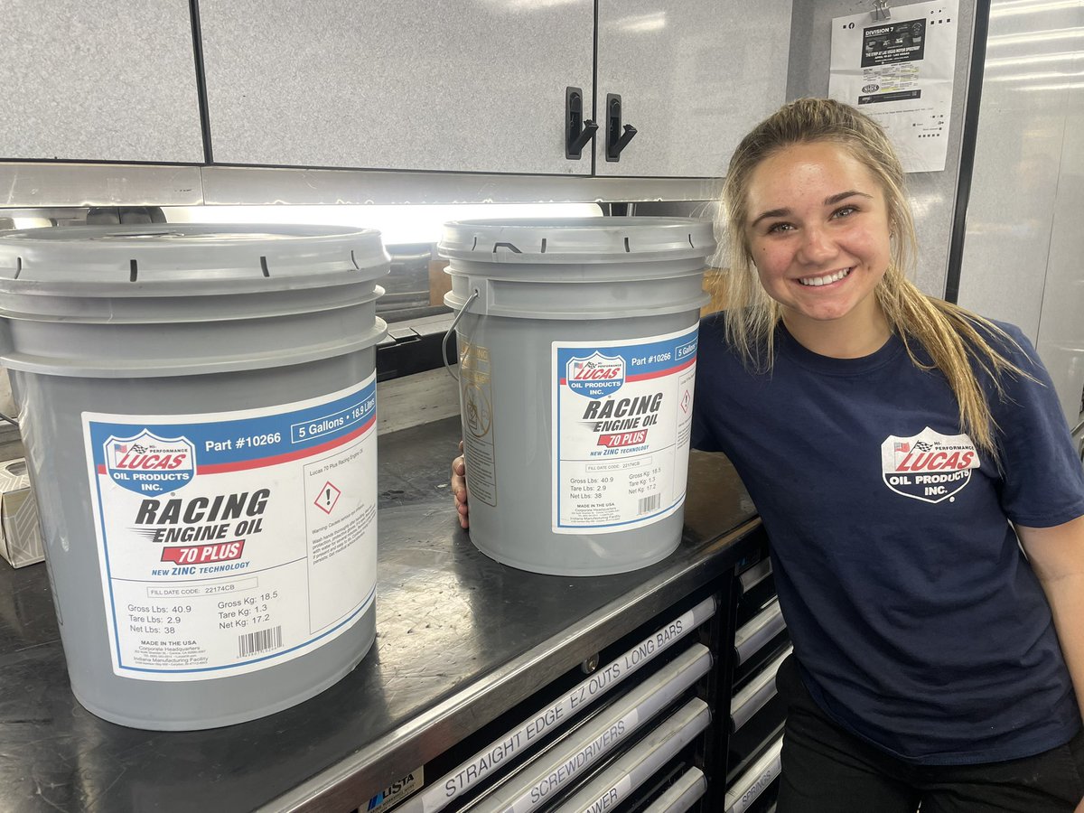 Douggordonraci1's tweet photo. Here in Vegas again for the regional. After Q1 we are #1 with a 5.479 267.37 #lucasoil #lucasmb #betausa #ngkracing #hoosiertires https://t.co/gmxJYou1V4