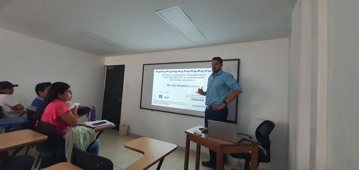 CICATUIS's tweet photo. #DrLuisLozano from #INCAPE, Argentina presents his research on the development of #MOFs for #CO2 adsorption https://t.co/Egx15MXJjV