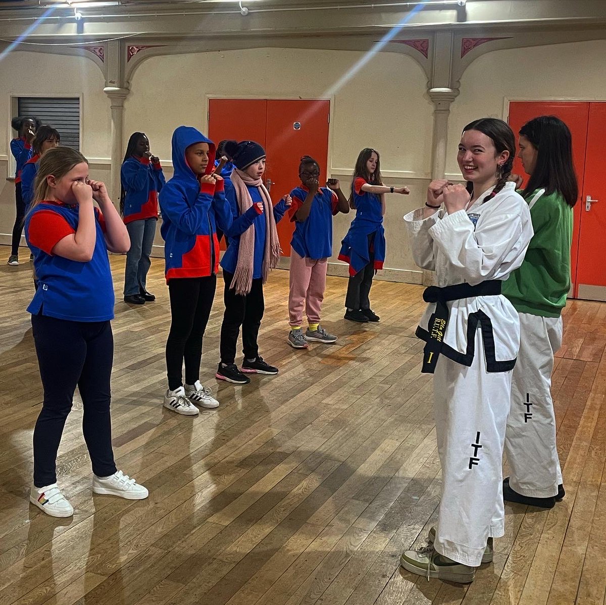 6th Clapham Guides tweet media