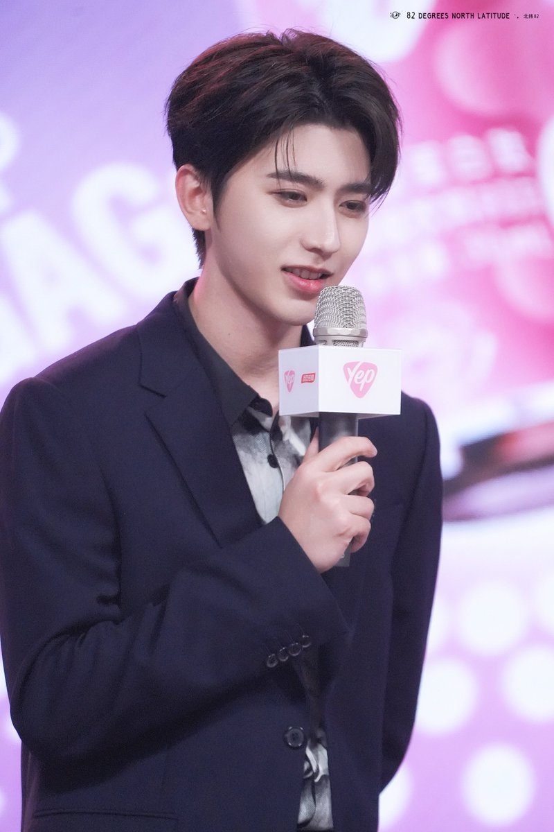 EsXukun's tweet photo. YEP ByHealth x XUKUN  

Evento de lanzamiento 🌸

#CaiXukun #蔡徐坤 #ByHealth https://t.co/lYfFncqKTS