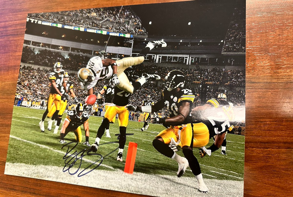 Saints's tweet image. Retweet for a chance to win a Reggie Bush autographed photo 👀

Rules: neworlns.co/TwitterRules

#FanFriday | #SaintsDraft