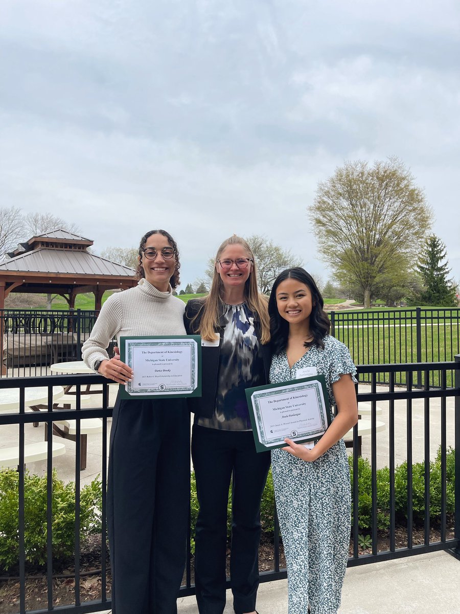 PLAYd_MSU's tweet photo. Our mighty lab left the Kinesiology Awards with some winners!

Dr. Hauck- MSU Teacher-Scholar Award
Darice (PhD)- SRF &amp; Robert I. Boyd Scholarship in Education
Jun (PhD, not pictured)- SRDF
Anela Panlasigue (UGRA)- Janet E. Wessel Award in Adapted Physical Activity

Woohoo!🤓 https://t.co/VPVsds7OEt