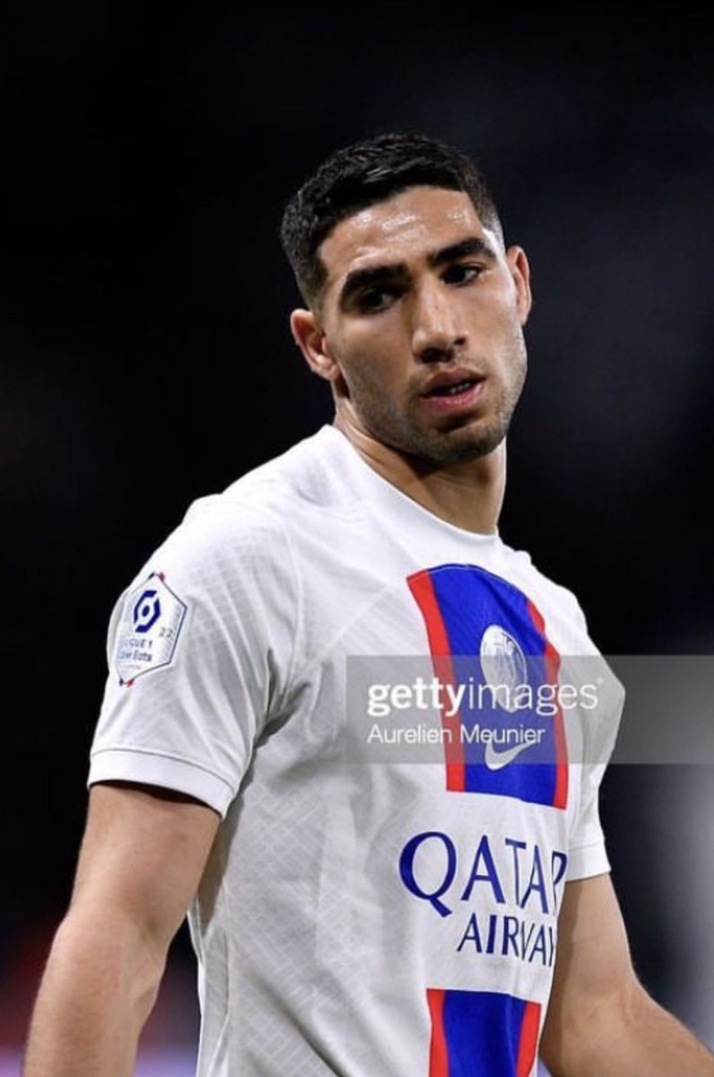 Mbappilicouz's tweet photo. Bae🤤 hakimi serving looks since the 90s ✨ https://t.co/Irm2mzB2g5