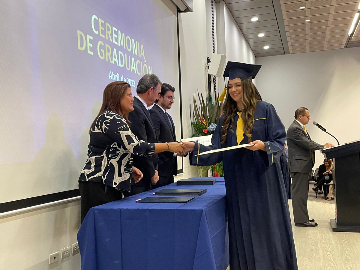 uammanizales's tweet photo. #GradosUAM2023

Nos sentimos orgullosos de la meta alcanzada por nuestros 26 profesionales de Administración de Empresas, Artes Culinarias y Gastronomía, Diseño Industrial, Diseño de Modas y Negocios Internacionales.

#Gradosuam #Manizales #Caldas https://t.co/DvyeXoYFav