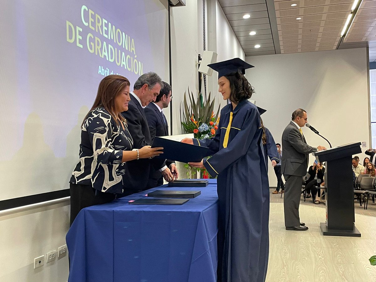 uammanizales's tweet photo. #GradosUAM2023

Nos sentimos orgullosos de la meta alcanzada por nuestros 26 profesionales de Administración de Empresas, Artes Culinarias y Gastronomía, Diseño Industrial, Diseño de Modas y Negocios Internacionales.

#Gradosuam #Manizales #Caldas https://t.co/DvyeXoYFav