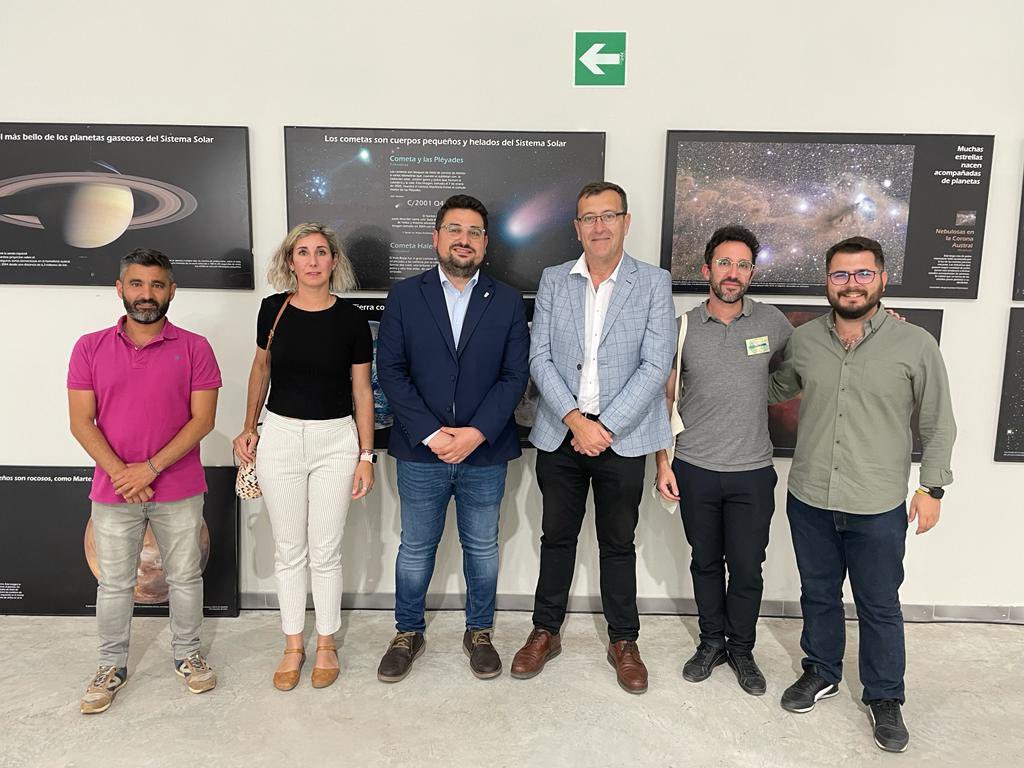 aytoloradelrio's tweet photo. ➡️ Imágenes de la entrega de premios de la I Feria de Ciencia Mercedarias #FECIME, que ha tenido lugar hoy viernes en la Caseta Municipal de #loradelrio. Ha contado con la presencia del alcalde @FranCarrasco, y los concejales @alba_oh7, @jmcontrerasd_ y #DavidOlivares. https://t.co/GKfWmgGepN