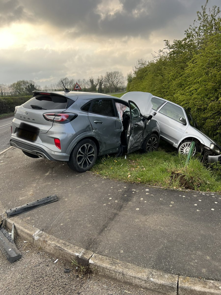 Shirebrook Fire Station (@shirebrookfire) on Twitter photo ๐จ INCIDENT ๐จ @ 1800 Shirebrook crews were mobilised to a 2 car RTC @ John Fretwell Center, Warsop. Assisted by <a href="/nottsfire/">Nottinghamshire Fire and Rescue Service</a> Warsop crews, 2 casualties with minor injuries where handed into the care of EMAS . <a href="/DerbyshireFRS/">Derbyshire Fire & Rescue Service</a> ๐จ INCIDENT ๐จ @ 1800 Shirebrook crews were mobilised to a 2 car RTC @ John Fretwell Center, Warsop. Assisted by <a href="/nottsfire/">Nottinghamshire Fire and Rescue Service</a> Warsop crews, 2 casualties with minor injuries where handed into the care of EMAS . <a href="/DerbyshireFRS/">Derbyshire Fire & Rescue Service</a>
