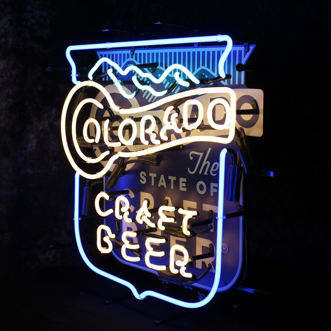 AntigoZeon's tweet photo. We make all kinds of signs that can fulfill just about any need, but of all of them, hand-bent neons made right here in the USA, gotta take the cake as the coolest! https://t.co/PJLsKd0WKj