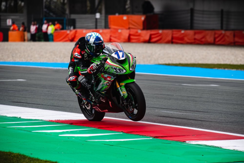 First day done here in Assen, tried a few things and improving the feeling. Still a long way from where I want to be but making steps each time out. Trust the process 😁