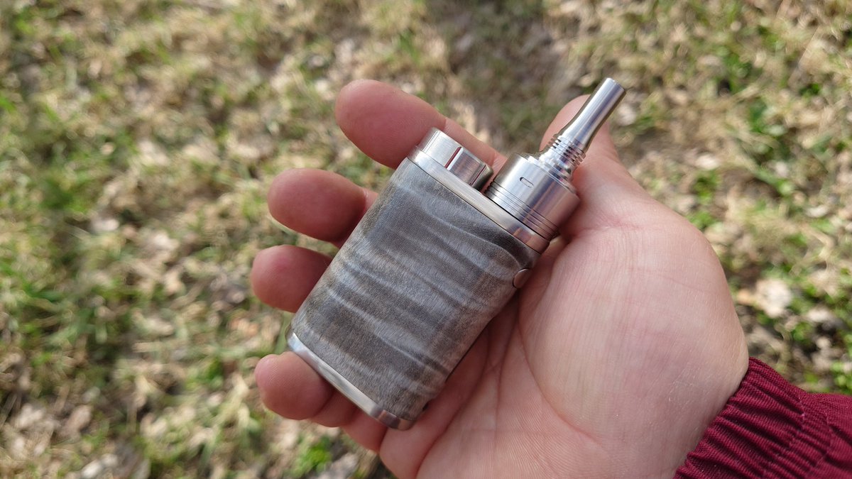 CebrjowHwScHCkj's tweet photo. 皆さんおはよっチェ😆👍今日も宜しくご安全に🙇💦 #eleafistickpico75w + #MONOMOD #ORBITALRDA+ #415ドリチ 😋💦#VAPE #vape好きな人と繋がりたい #VAPE好きと繋がりたい #VAPE初心者 #eleaf #istick https://t.co/uza0YNmkUB