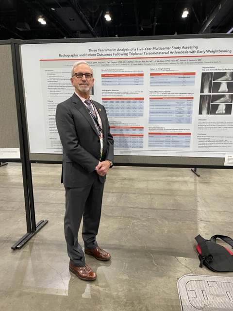 FACOFTHEROCKIES's tweet photo. Dr. Dan Hatch from our Greeley office recently lectured and presented his research at the American College of Foot and Ankle Surgeons annual scientific conference!

#acfas #footandankle #footandanklesurgeon #podiatrylife #podiatry #facoftherockies https://t.co/AK3yyN0xaM