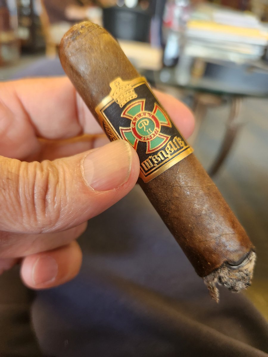 BrakeCarey's tweet photo. Let the weekend  begin! https://t.co/k22gnk4hdk