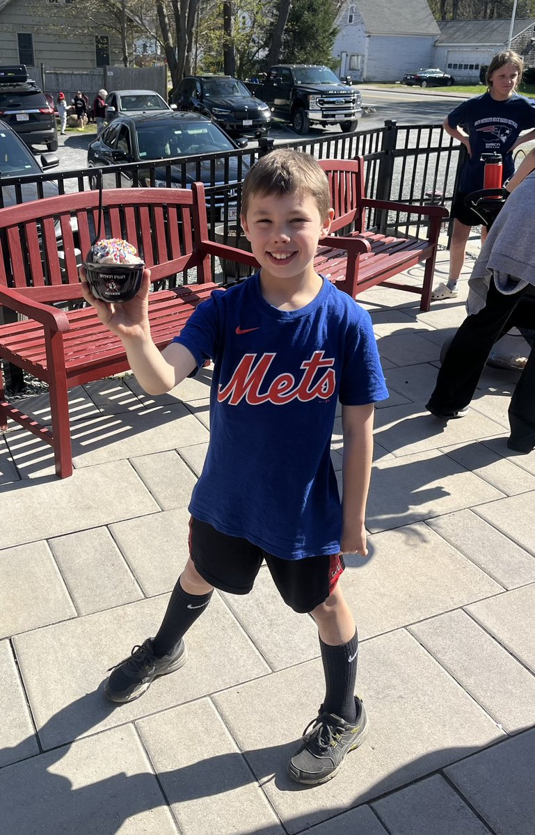HansonLL02341's tweet photo. After supporting Hanson Little League Opening Day it’s time to support one of our key sponsors! Stop by Heidi's Hollow Farm and don’t forget your HLL Mini Helmet…to get FREE SPRINKLES!!!

Here was the first helmet filled this year by Cole!! @townofHanson #HansonMA https://t.co/BxBL4h6ltx