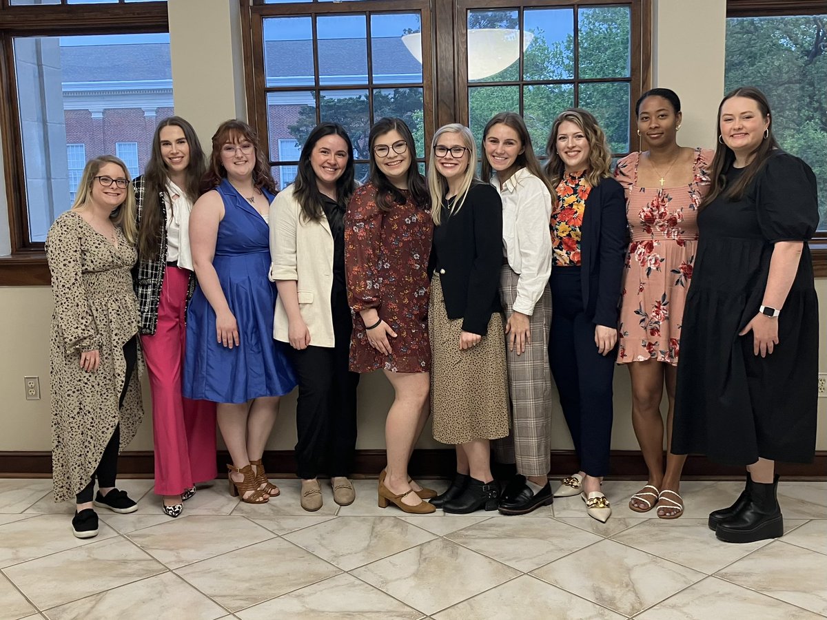 The MS College social work seniors presented at the senior colloquium and were celebrated, along with their internship supervisors, at a luncheon. Congratulations on this milestone!