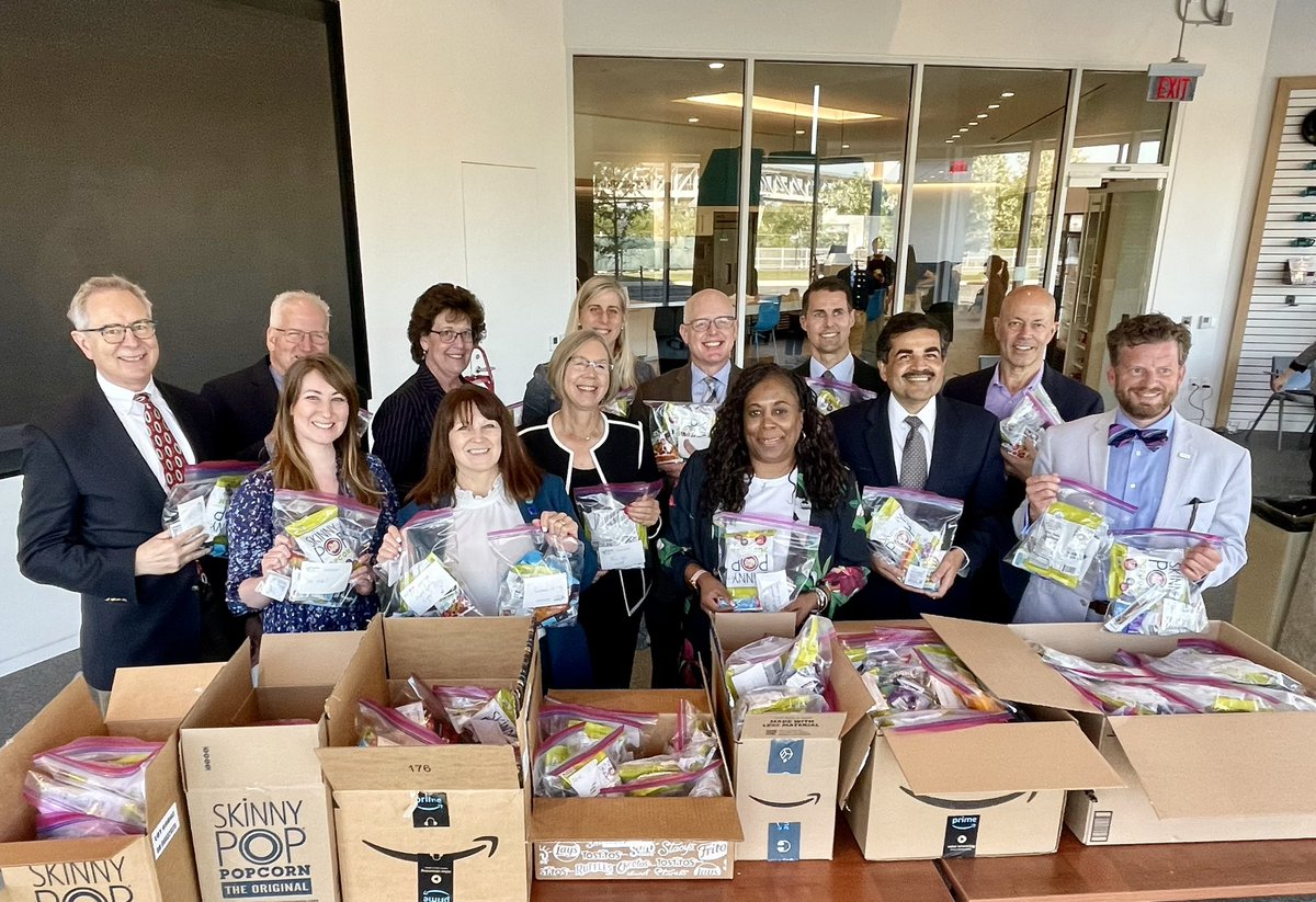 KyleCovPT's tweet photo. @APTAtweets serving the local community for Northern Virginia Family Services! https://t.co/UhNCXtdvnW