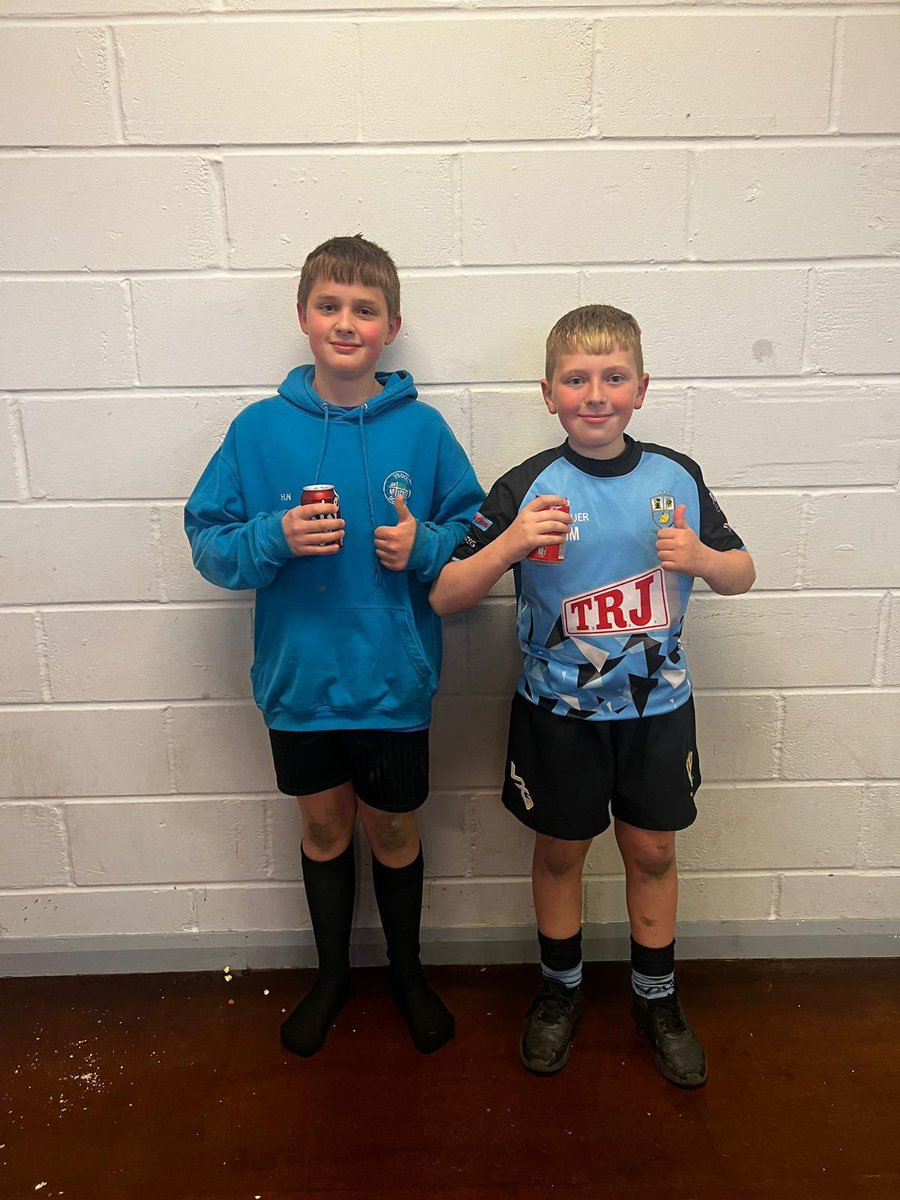 Thank you to @PontyberemRFC u12s for a fantastic game at the rec tonight 

Boys came out on top 26-21 

Players of the match

Forward - Harry Newton (debut and 3 tries)
Back - Tomos Morris (Defence, distribution, leadership)
Da iawn bois #wildboars #glasadu 🔵⚫️