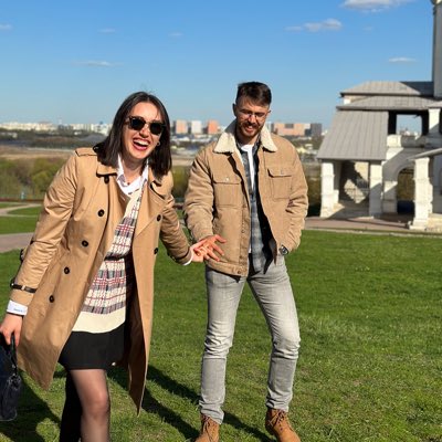 ..
Bir de ağız dolusu gülmeyi unutma hiçbir zaman…
 #nazımhikmet #iyibayramlar 
#YeniProfilResmi