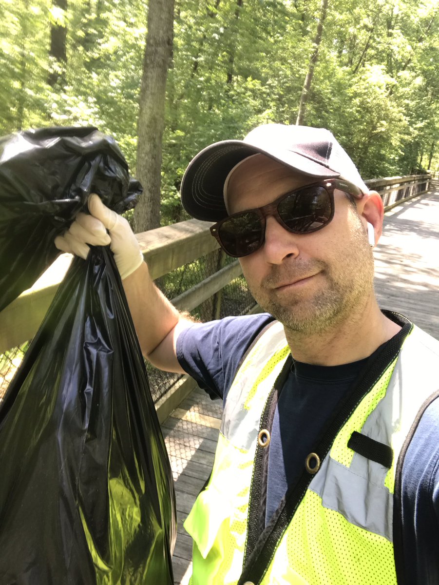 geopetrosky's tweet photo. Great weather for a greenway cleanup on the #walnutcreekgreenway today. #trails #turtlecrossing #greattrailstate #lifeatstewart #serveandlead https://t.co/bm42iIQhNy