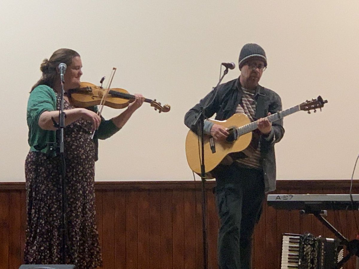 News just in from @kitty_thorp_ at #folkyowls that @jackieoates and Mike Cosgrave are playing a fine version of ‘Looking For My Own Lone Ranger’ by @CharlieDore right now ❤️