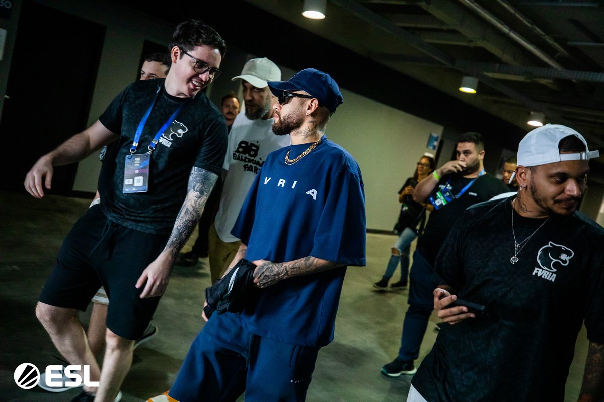 ESL Counter-Strike tweet media