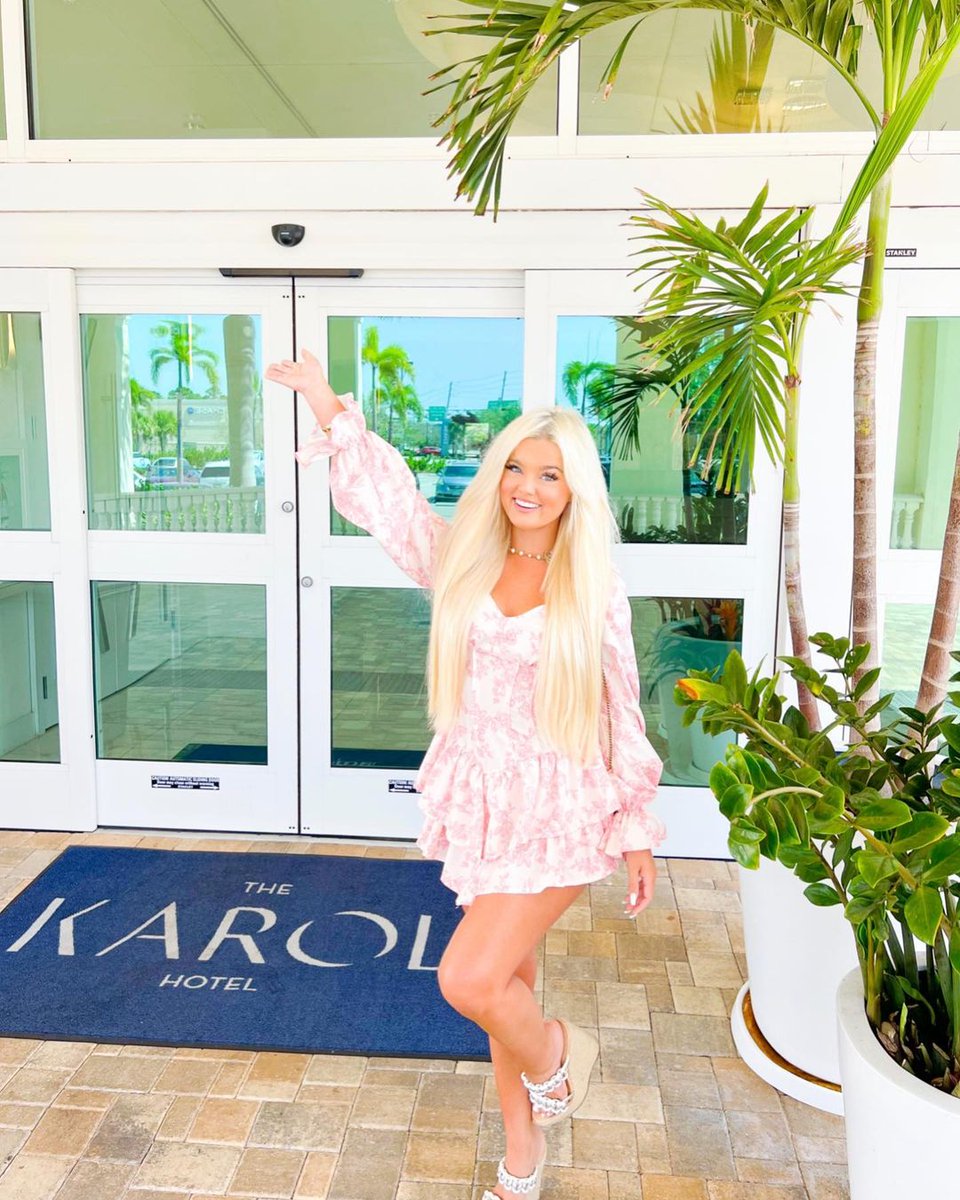 The Karol Hotel Twitter