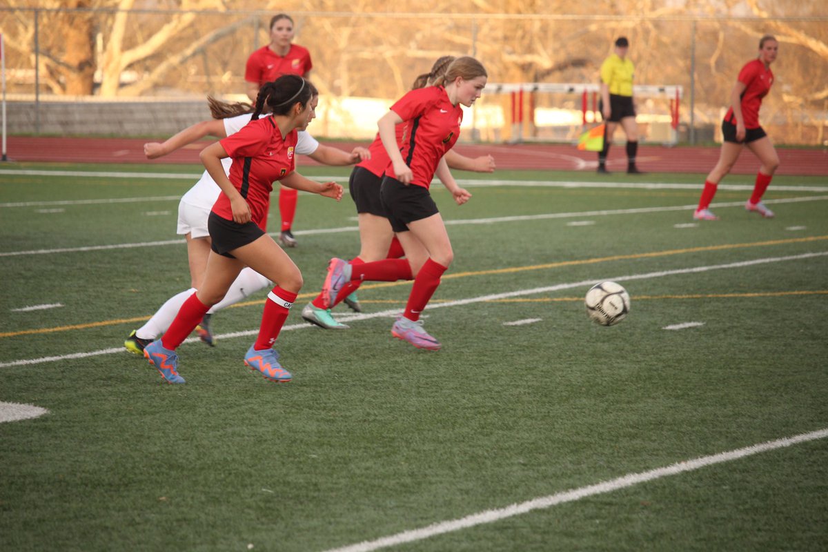 Wildcat_GSoccer's tweet photo. See you all at the stadium tonight! 

📍Home
🆚 Ballard 
🕠 5:30 JV 
🕖 7:30 Varsity 
🖥️ https://t.co/5rFMFBTjEk https://t.co/a64gX9Qm4h