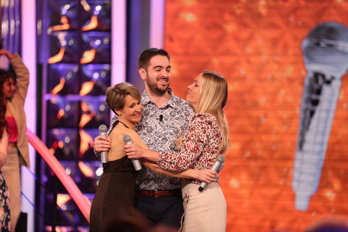 Hexakil's tweet photo. 100 000€ pour @mecenatcardiaqu et on part en finale du tournoi des maestros 😭

Mes coéquipières ont été exceptionnelles et m’ont tellement mis à l’aise ❤️ Mention spéciale pour la performance de @Margauxeschm sur Africa 🫡

Rendez vous vendredi prochain pour la finale ! #NOPLP https://t.co/VMrvSAtIrx