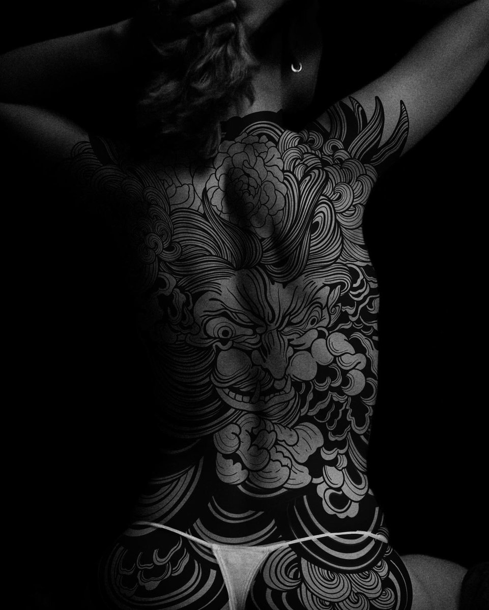 Love this concept, real shit #TATTOO #tattooartist #bodysuit #japanesetattoo #surrealism