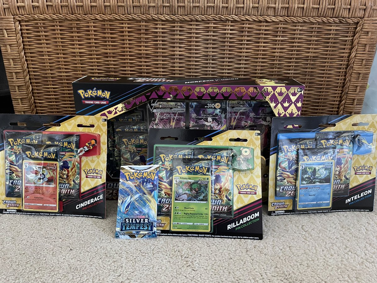 poke_dna's tweet photo. Thank you @tcgxchange for the Crown Zenith Bundle. Appreciate the extra pack as well. Legends. https://t.co/NeK2g16G2D