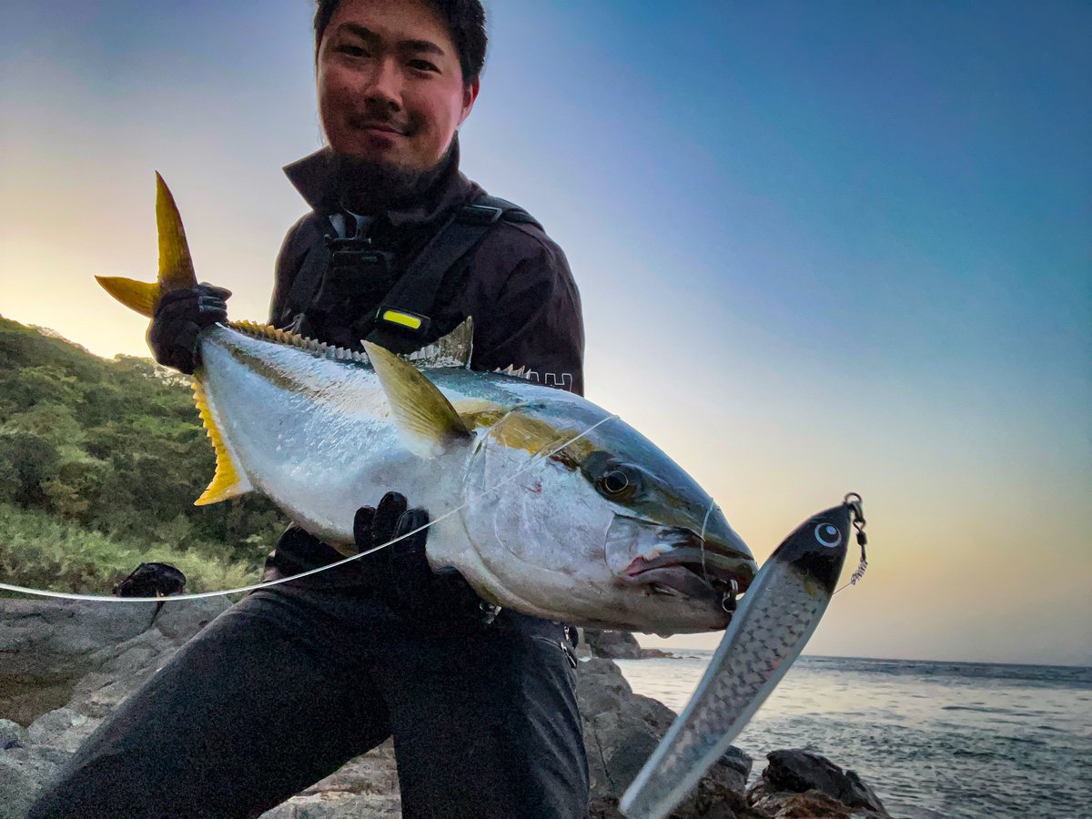 69shore_man's tweet photo. ヒラマサM size🥹
#daiwa
#DRAGGERBREAKTHROUGH
#100HH-3 https://t.co/nolzoQaBZY