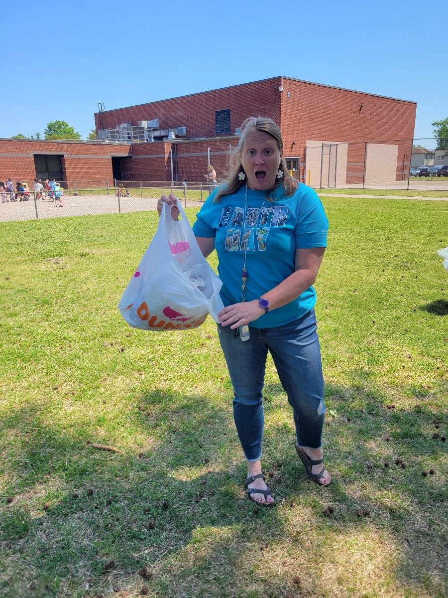 Tiffany Foley tweet media