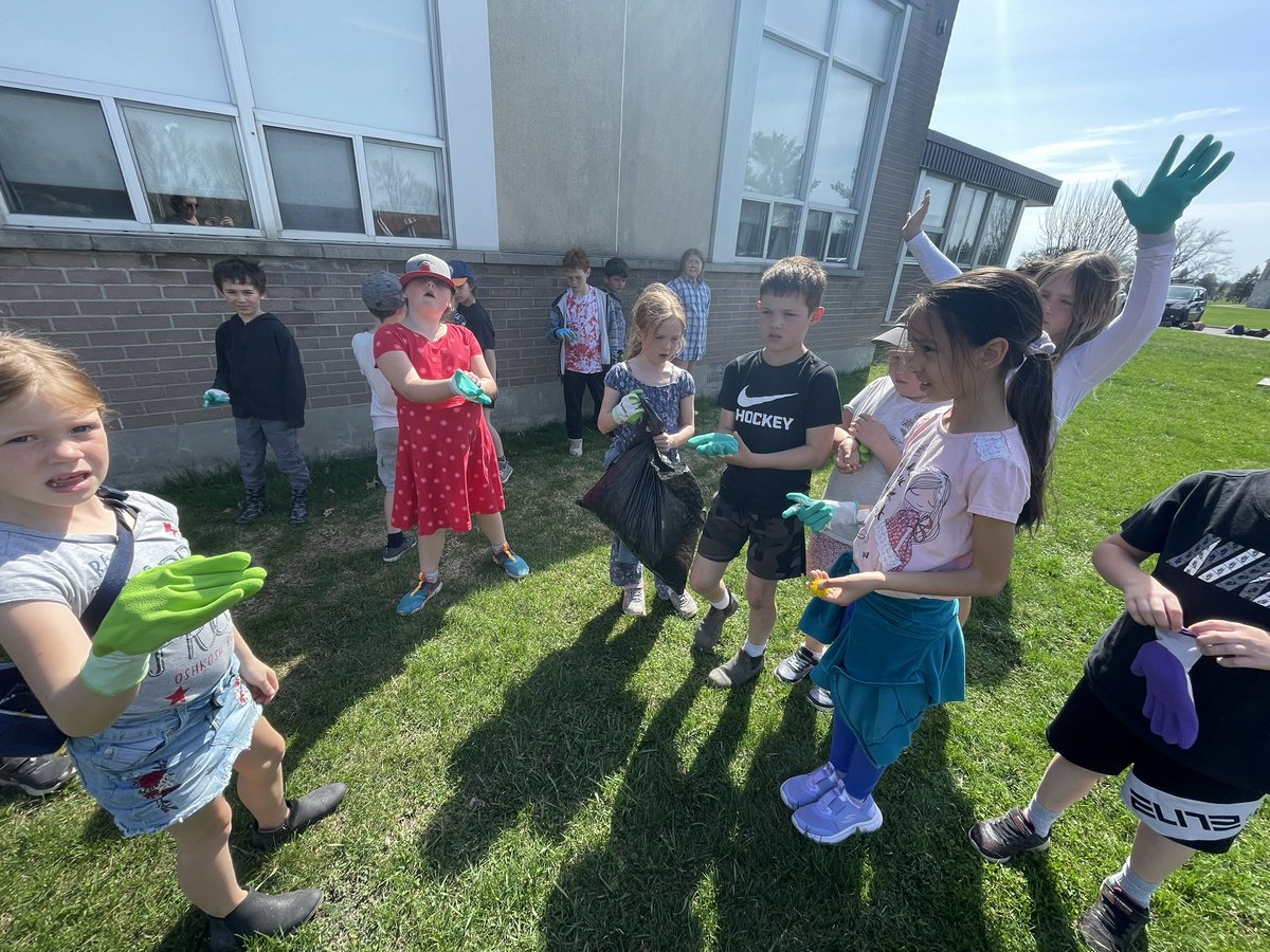 Today was a beautiful day to spend some extra time outside to show Mother Earth that we appreciate all that she provides for us and to practice being good stewards of the gift of a beautiful school yard to enjoy. <a href="/HNM_Marysville/">Holy Name of Mary Catholic School</a> <a href="/alcdsb/">ALCDSB</a>